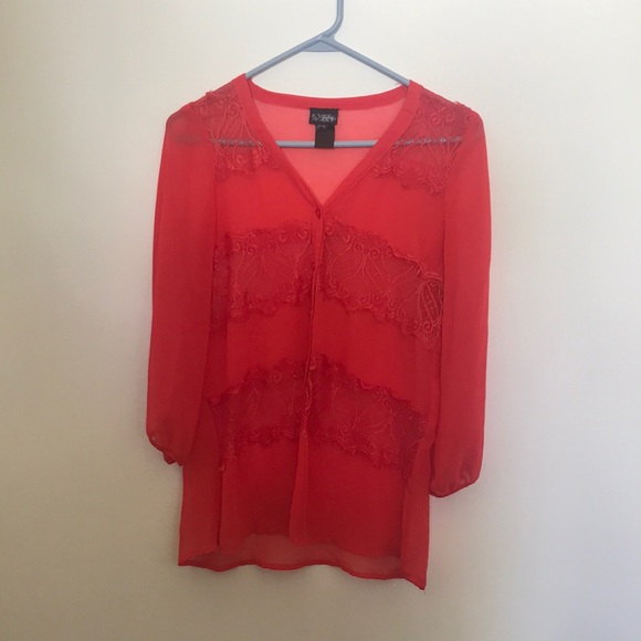 Daytrip Lace Button up - Picture 1 of 2